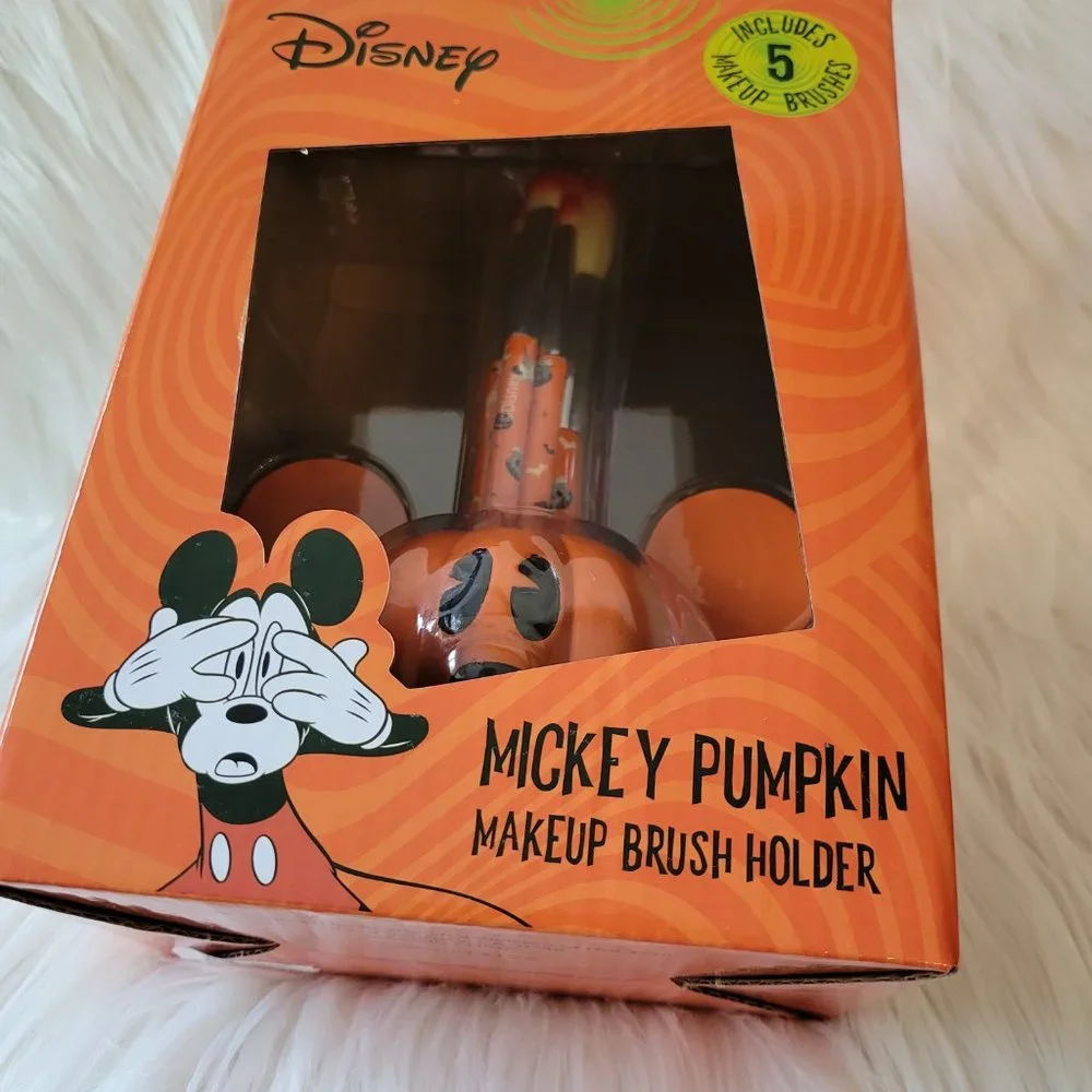 Disney Mickey Mouse Jack-O’Lantern Makeup Brush Set & Holder